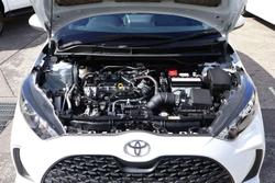 2024 Toyota Yaris Ascent Sport