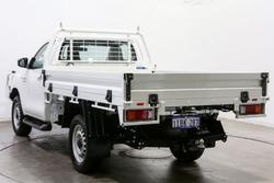 2023 Toyota Hilux SR