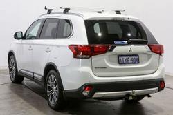 2017 Mitsubishi Outlander LS Safety Pack