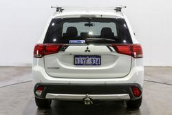 2017 Mitsubishi Outlander LS Safety Pack