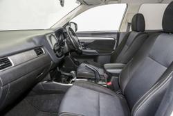 2017 Mitsubishi Outlander LS Safety Pack