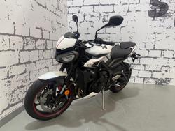 2024 Triumph Street Triple R 765 Street Triple White