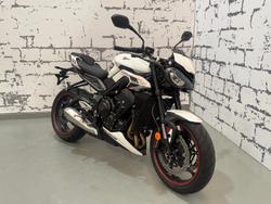 2024 Triumph Street Triple R 765 Street Triple White
