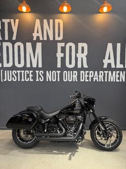 Harley-Davidson Sport Glide 107 (flsb)