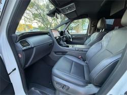 2025 Toyota Vellfire Hybrid Z Premier