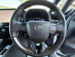 2025 Toyota Vellfire Hybrid Z Premier