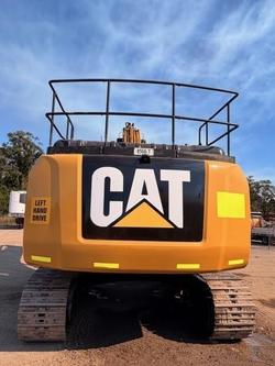 2017 Caterpillar 330Fl