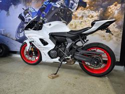 2023 Yamaha YZF-R7LA WHITE