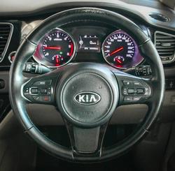 2016 Kia Carnival SLi