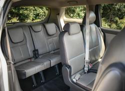 2016 Kia Carnival SLi