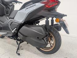 2025 YAMAHA XMAX 300 (CZD300A) grey