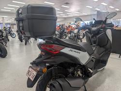 2025 YAMAHA XMAX 300 (CZD300A) grey