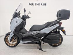 2025 YAMAHA XMAX 300 (CZD300A) grey