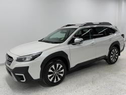 2025 Subaru Outback AWD Touring XT