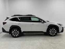 2025 Subaru Outback AWD Touring XT