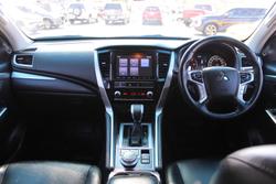2020 Mitsubishi Pajero Sport GLS