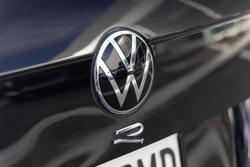 2022 Volkswagen Tiguan R