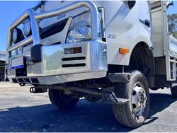 2023 Hino 300-817