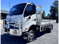 2023 Hino 300-817