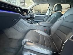 2022 Volkswagen Touareg 210TDI Elegance