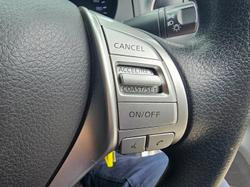 2020 Nissan Navara SL