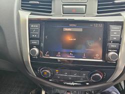 2020 Nissan Navara SL