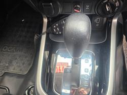 2020 Nissan Navara SL