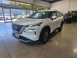 Nissan X-Trail ST