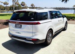 2023 Kia Carnival S