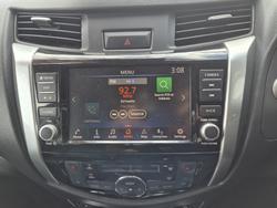 2021 Nissan Navara ST-X