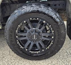 2021 Nissan Navara ST-X