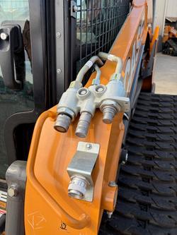 2025 CASE Tv450b