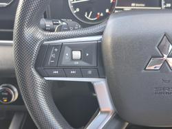 2021 Mitsubishi Outlander ES