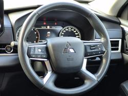 2021 Mitsubishi Outlander ES