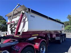 2014 Moore Tri-Axle