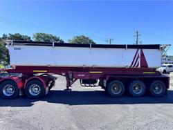 2014 Moore Tri-Axle