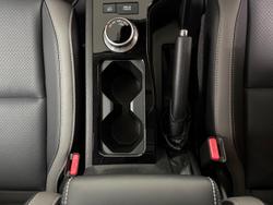 2026 Nissan Navara ST-X