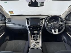 2024 Mitsubishi Pajero Sport GLS