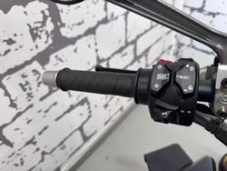 2021 Ducati Streetfighter V4 S Streetfighter Black