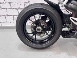 2021 Ducati Streetfighter V4 S Streetfighter Black