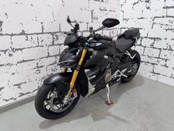 2021 Ducati Streetfighter V4 S Streetfighter Black