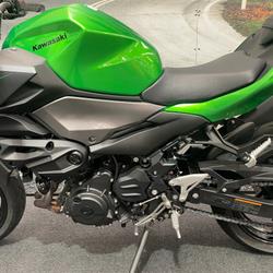 2024 Kawasaki Z500 Green