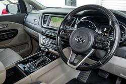 2018 Kia Carnival Platinum