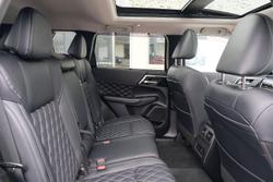2024 Mitsubishi Outlander Exceed