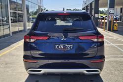 2024 Mitsubishi Outlander Exceed