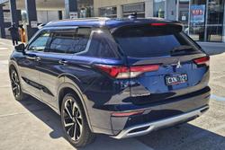 2024 Mitsubishi Outlander Exceed