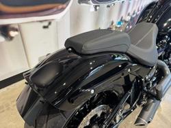 2025 Harley-Davidson Breakout 117 (FXBR) Softail Black