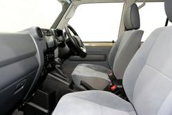 2025 Toyota Landcruiser GXL