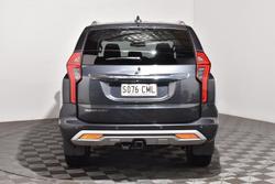 2021 Mitsubishi Pajero Sport GLS