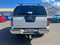 2012 Nissan Navara ST-X D40 Series 5 4X4 Dual Range Arctic White